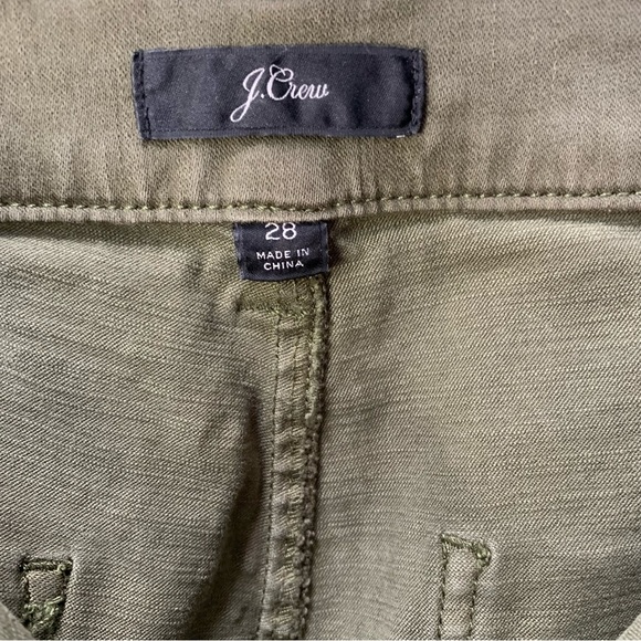 J. Crew Vintage Straight Cargo Pant in Olive Slub Sateen - Picture 6 of 9
